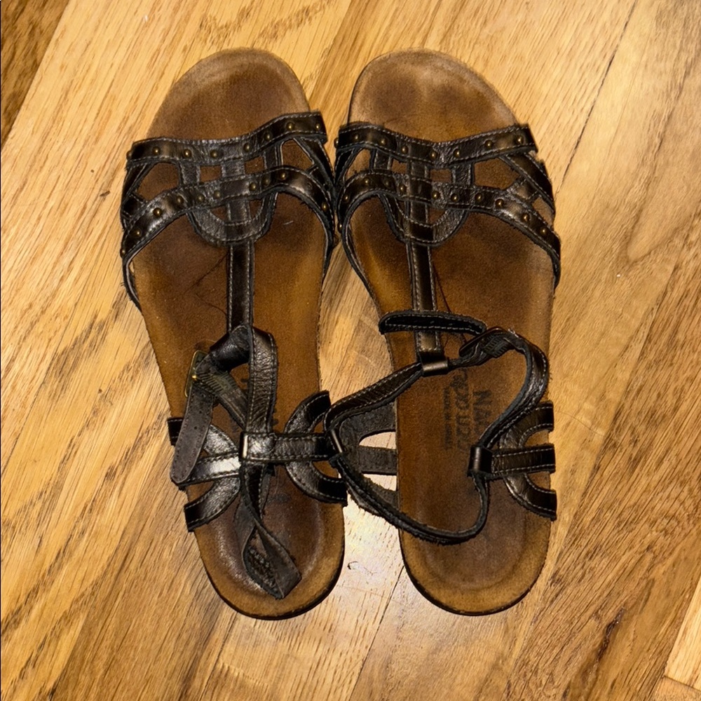 Naot Black Strappy Sandals